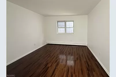 19 Van Rensselear St #2, Belleville, NJ 07109 - Photo 5