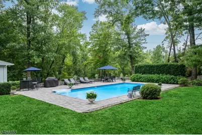120 Riverwood Ave, Bedminster Township, NJ 07921 - Photo 15