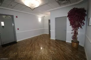 411-419 Chestnut St, Newark, NJ 07105 - Photo 23