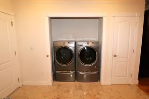 411-419 Chestnut St, Newark, NJ 07105 - Photo 11