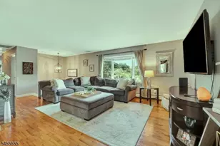 18 Starlight Rd, Jefferson Township, NJ 07438 - Photo 13