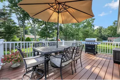 18 Starlight Rd, Jefferson Township, NJ 07438 - Photo 9