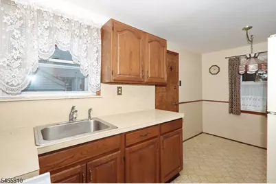 2623 N Wood Ave, Linden, NJ 07036 - Photo 5