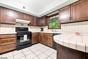 24 Hickory Rd, Ringwood, NJ 07456 - Photo 9