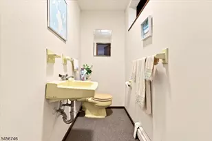 24 Hickory Rd, Ringwood, NJ 07456 - Photo 25