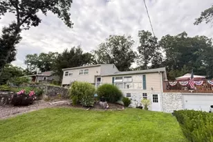 19 Lakeside Dr, Vernon, NJ 07461 - Photo 1