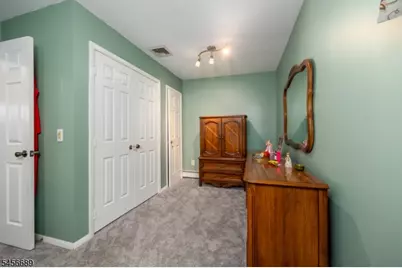 19 Lakeside Dr, Vernon, NJ 07461 - Photo 17