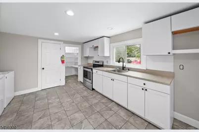 117 Mountain View Rd, Hillsborough Township, NJ 08844 - Photo 41