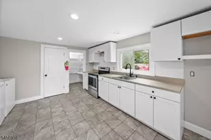 117 Mountain View Rd, Hillsborough Township, NJ 08844 - Photo 41