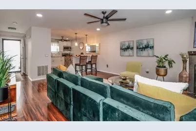 323 Ventnor Ct, Piscataway Township, NJ 08854 - Photo 7
