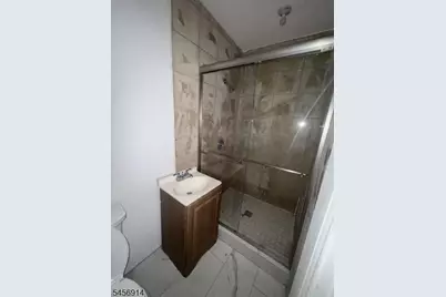 345 Harrison St, Passaic, NJ 07055 - Photo 15