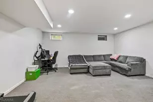 12 Cypress Ct, Clinton, NJ 08809 - Photo 21