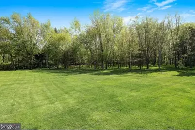 229 Lambertville Hopewell Rd, Hopewell Township, NJ 08525 - Photo 3
