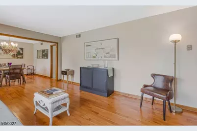 229 Lambertville Hopewell Rd, Hopewell Township, NJ 08525 - Photo 9