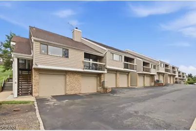 6 N Slope, Union Township, NJ 08809 - Photo 3