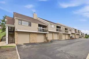 6 N Slope, Union Township, NJ 08809 - Photo 3