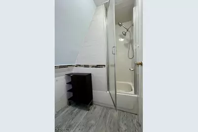 247 Parker St, Newark, NJ 07104 - Photo 5