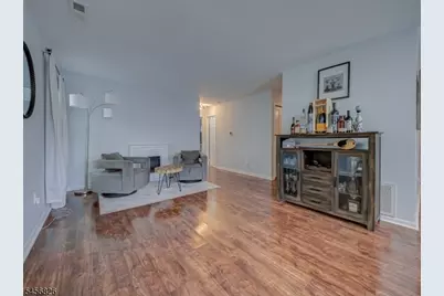 338 Phoebe Ct, Readington, NJ 08887 - Photo 5