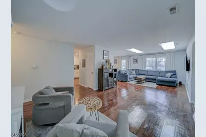 338 Phoebe Ct, Readington, NJ 08887 - Photo 3