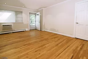 216 Washington Dr, Ramsey, NJ 07446 - Photo 5