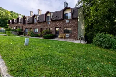 35 Great Gorge Ter #35, Vernon, NJ 07462 - Photo 3