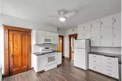 18 Lincoln Ave Unit #1, Little Falls Township, NJ 07424 - Photo 11
