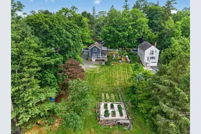 79 W Main St, Mendham, NJ 07945 - Photo 31