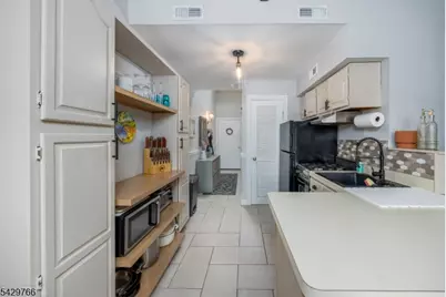 7 Sugar Loaf Ct #5, Vernon, NJ 07462 - Photo 7