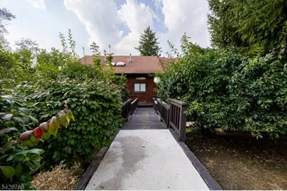 7 Sugar Loaf Ct #5, Vernon, NJ 07462 - Photo 3