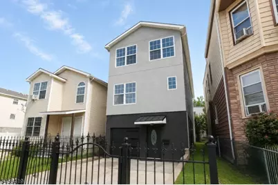 136 19th Ave, Irvington, NJ 07111 - Photo 1