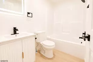 136 19th Ave, Irvington, NJ 07111 - Photo 19