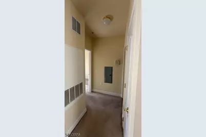 2411 Ramapo Ct, Riverdale, NJ 07457 - Photo 9
