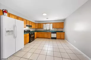 128-130 Lincoln Ave, Newark, NJ 07104 - Photo 9