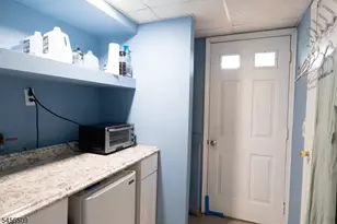 11 Mastogen Dr, Somerville, NJ 08876 - Photo 29