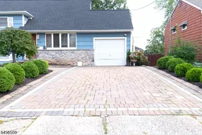 11 Mastogen Dr, Somerville, NJ 08876 - Photo 3