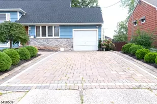 11 Mastogen Dr, Somerville, NJ 08876 - Photo 3
