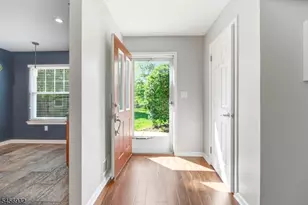 81 Village Cir, Bridgewater, NJ 08807 - Photo 5