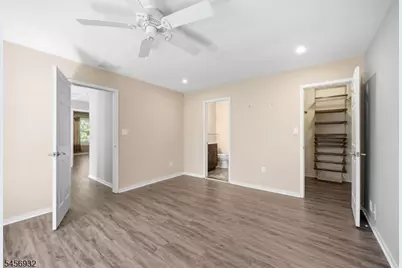 81 Village Cir, Bridgewater, NJ 08807 - Photo 39