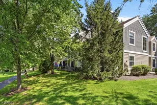 81 Village Cir, Bridgewater, NJ 08807 - Photo 49