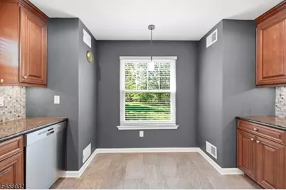 81 Village Cir, Bridgewater, NJ 08807 - Photo 15