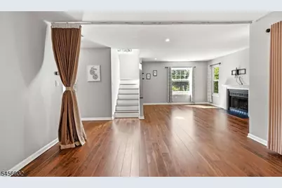 81 Village Cir, Bridgewater, NJ 08807 - Photo 19