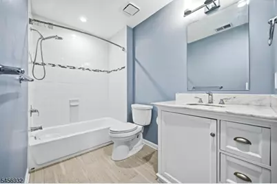81 Village Cir, Bridgewater, NJ 08807 - Photo 37