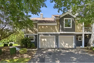 81 Village Cir, Bridgewater, NJ 08807 - Photo 3