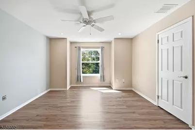 81 Village Cir, Bridgewater, NJ 08807 - Photo 41