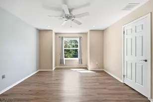 81 Village Cir, Bridgewater, NJ 08807 - Photo 41