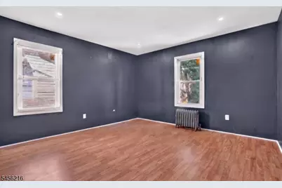 292 N Maple Ave, East Orange, NJ 07017 - Photo 15