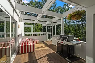 297 Hardscrabble Rd, Bernardsville, NJ 07924 - Photo 21