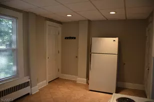 528 Mansfield St, Belvidere, NJ 07823 - Photo 5
