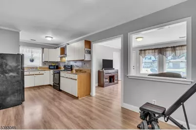 406 Brooklyn Mountain Rd, Hopatcong, NJ 07843 - Photo 11