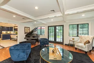 6 Lauri Dr, Florham Park, NJ 07932 - Photo 11